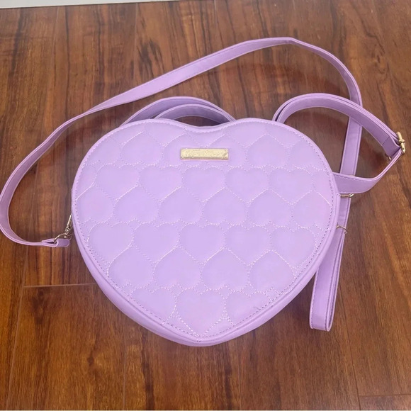 Love April Moon Heart Lola Ita Bag in Lavender - Picture 3 of 7